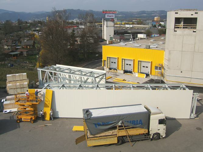 Stahltragwerk, Dacheindeckung, Fassadenverkleidung