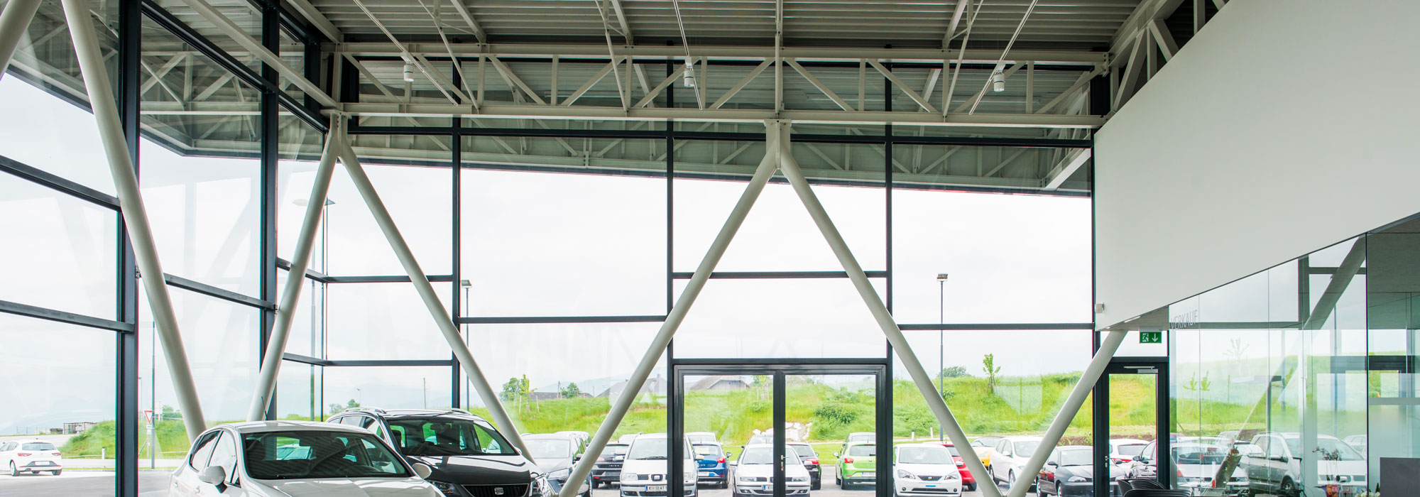 Austellungshalle Autohaus Egger